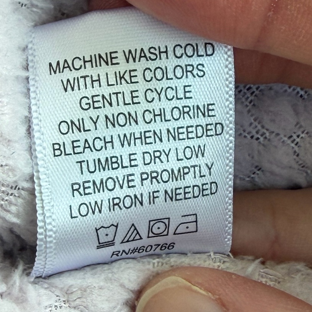 Ulta Beauty Textured Bathrobe in Pastel Pink - Picture 5 of 5